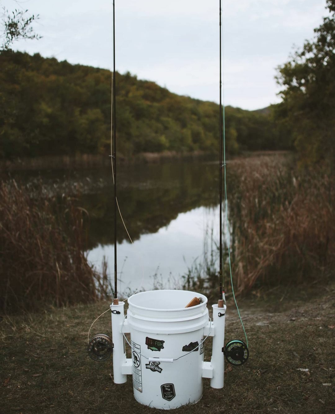 bucket ice fishing rod holder Accessories Fits for YETI Loadout 5-Gallon Bucket,Bucket Fishing Rod Holder,All-in-One Fishing Organizer for YETI Accessories : Sports & Outdoors Organize and secure your ice fishing rods with our durable Ice Rod Rack - Fishing